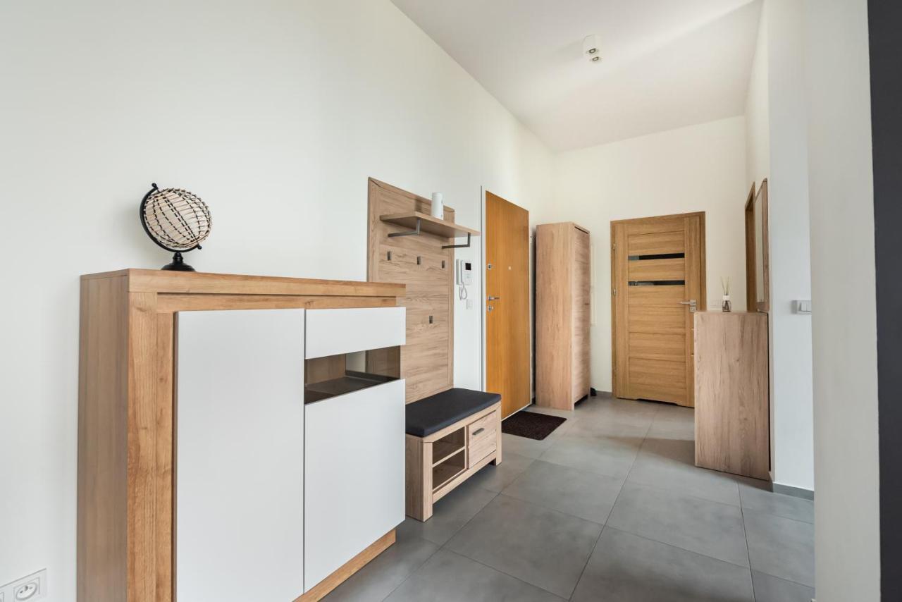 Metro Imielin 13Th Floor Apartment Варшава Екстер'єр фото
