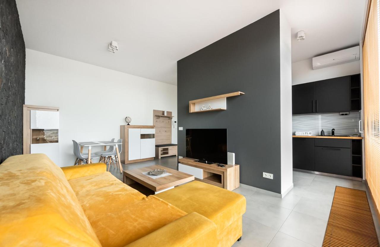Metro Imielin 13Th Floor Apartment Варшава Екстер'єр фото